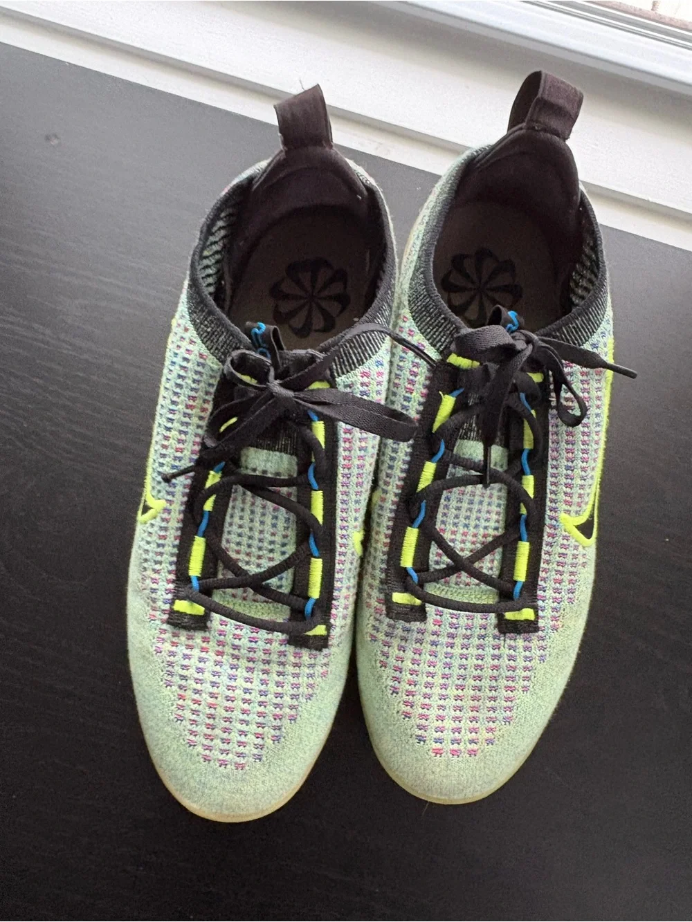 Nike Mens Flyknit Sneakers - Light Green with Neon Yellow & Black